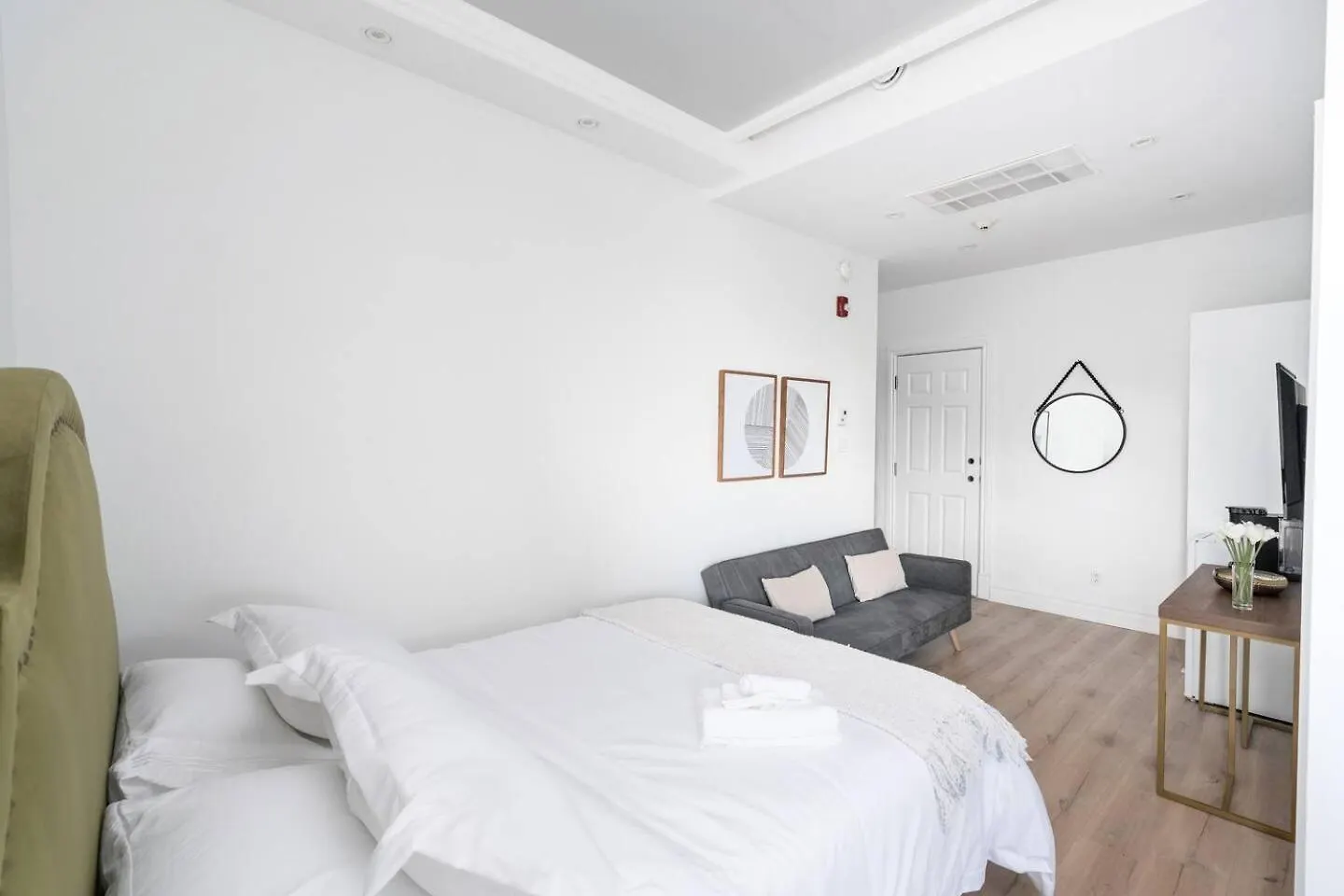 Penfield Suites Montreal 0*,
