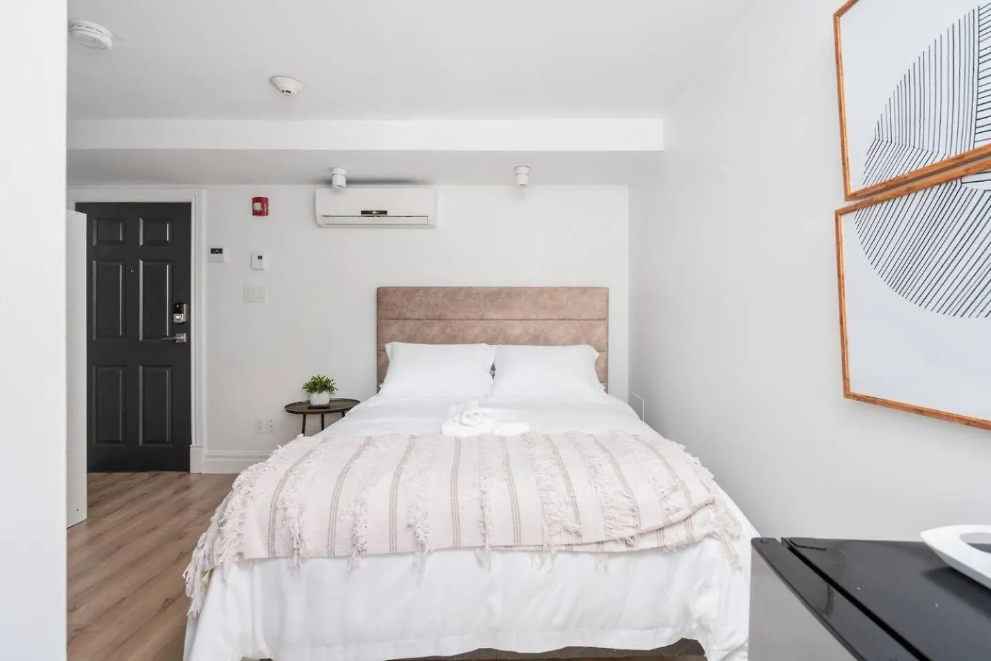 Penfield Suites Montreal 0*,  Canada